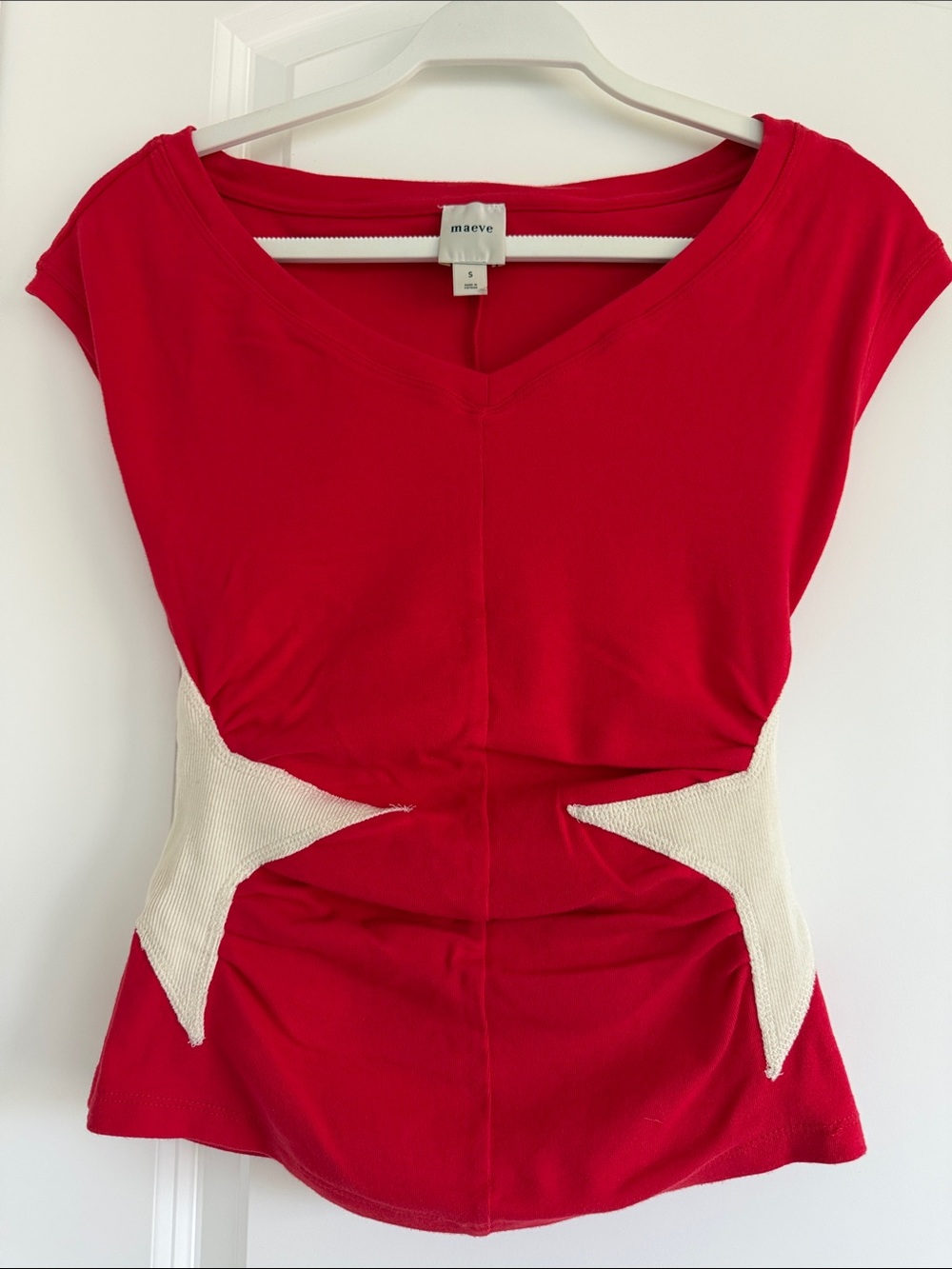 Maeve Red wide V-Neck  ruched type Waist with off white star Accents. S